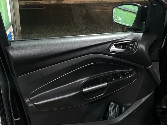 2013 Ford Kuga II, чёрный, 1500000 рублей - вид 15