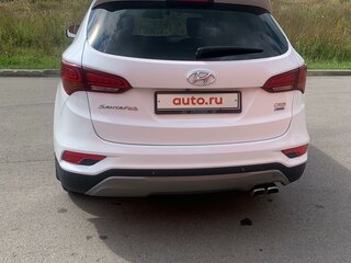 2017 Hyundai Santa Fe III Рестайлинг, белый, 2600000 рублей, вид 4