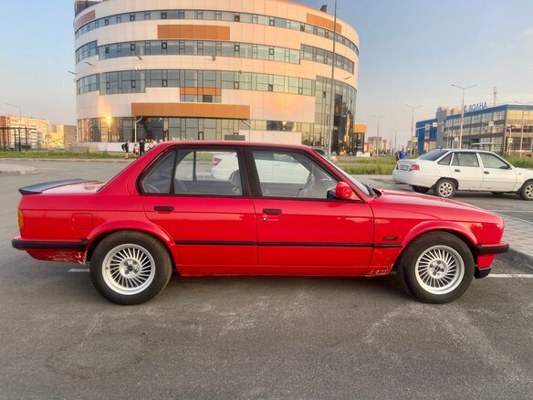 1984 BMW 3 серии 316 II (E30), красный, 500000 рублей - вид 29
