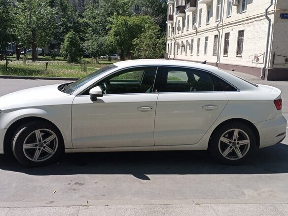 2019 Audi A3 III (8V) Рестайлинг, белый, 2100000 рублей - вид 3