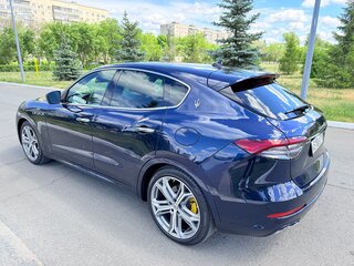 2022 Maserati Levante I Рестайлинг, синий, 5755000 рублей, вид 4