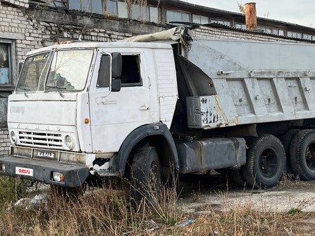1983 КамАЗ 5511, белый, 650000 рублей, вид 3