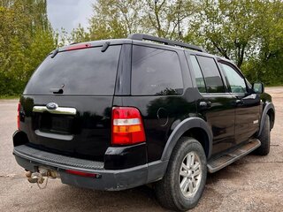 2006 Ford Explorer IV, чёрный, 1000000 рублей, вид 5
