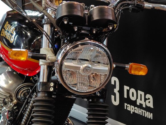 2026 Royal Enfield Interceptor 650, чёрный, 699000 рублей - вид 5