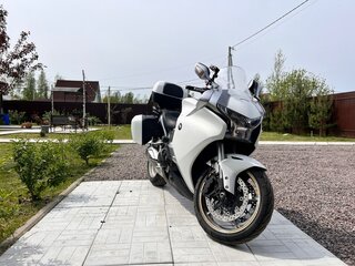 2010 Honda VFR 1200, белый, 900000 рублей, вид 1