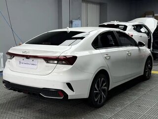 2023 Kia K3 II (China Market) Рестайлинг, белый, 1340005 рублей, вид 5