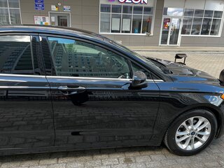 2019 Ford Fusion (North America) II Рестайлинг, чёрный, 1550000 рублей, вид 4