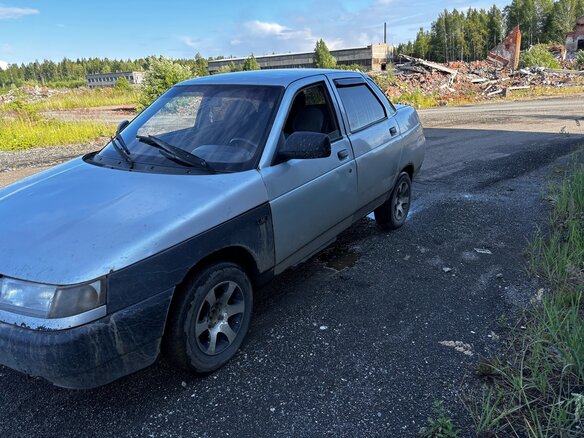 2005 Lada (ВАЗ) 2110, серебристый, 100000 рублей