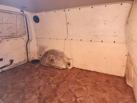 2008 Volkswagen Transporter, серый, 650000 рублей, вид 3