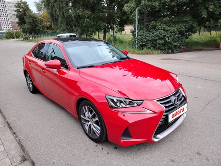2018 Lexus IS 300 III Рестайлинг, красный, 2260000 рублей, вид 5