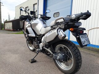 2011 Yamaha XT1200Z Super Tenere, серебристый, 990000 рублей, вид 4