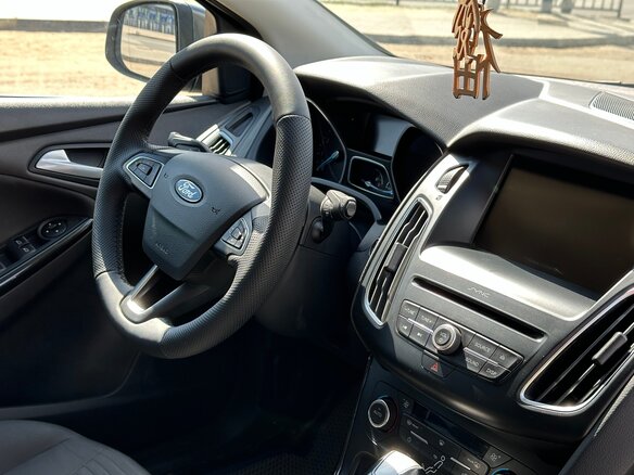2016 Ford Focus III Рестайлинг, серый, 999999 рублей - вид 17
