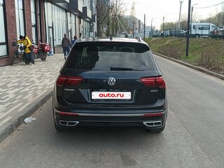 2021 Volkswagen Tiguan II Рестайлинг, чёрный, 3749000 рублей, вид 4
