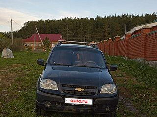2014 Chevrolet Niva I Рестайлинг, чёрный, 380000 рублей, вид 2
