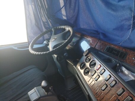 1998 Mercedes-Benz Actros, синий, 3200000 рублей, вид 3