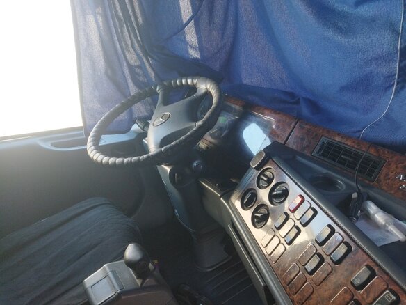 1998 Mercedes-Benz Actros, синий, 3200000 рублей - вид 2