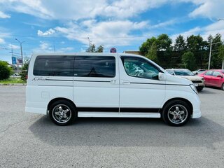 2005 Nissan Elgrand II (E51), белый, 1399000 рублей, вид 5