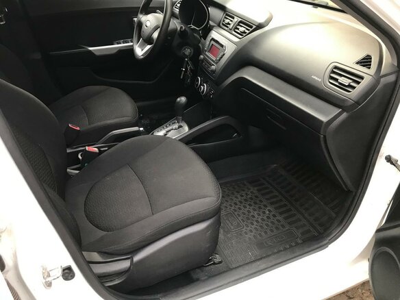 2013 Kia Rio 4-speed III, белый - вид 7