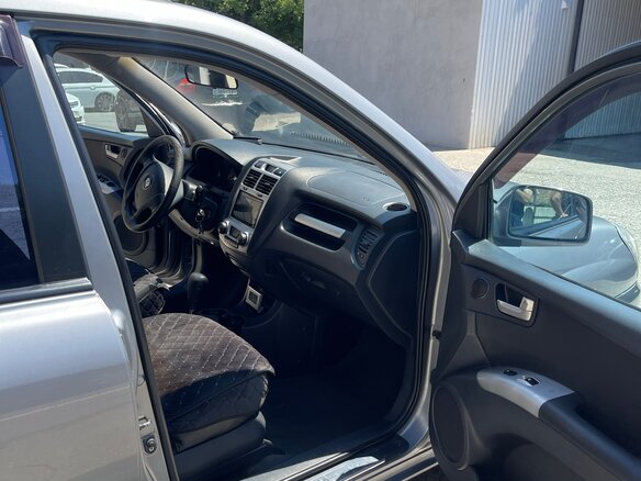 2006 Kia Sportage II, серый, 850000 рублей - вид 17
