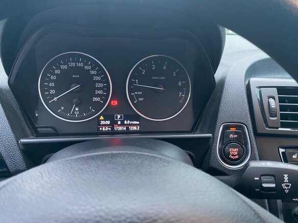 2012 BMW 1 серии 116i II (F20/F21), белый, 1500000 рублей - вид 10