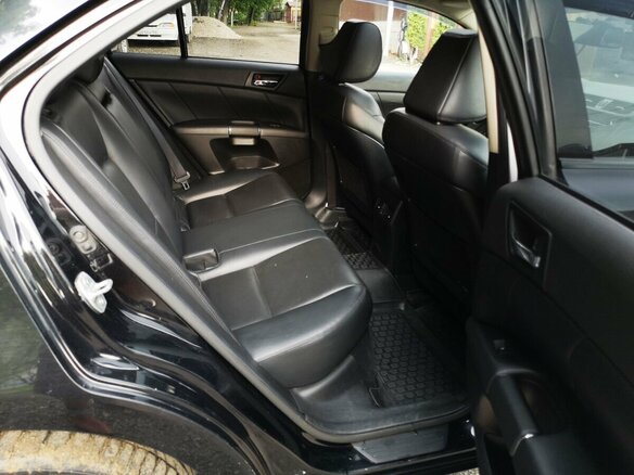 2010 Suzuki Kizashi, чёрный - вид 14