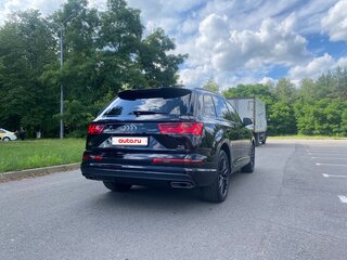 2018 Audi Q7 II (4M), чёрный, 3801070 рублей, вид 3