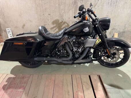 2023 Harley-Davidson Road King, чёрный, 2300000 рублей, вид 1