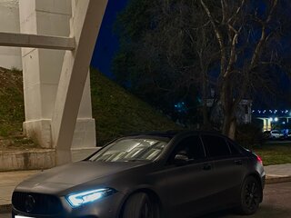 2020 Mercedes-Benz A-Класс 200 IV (W177), серый, 2000000 рублей, вид 2