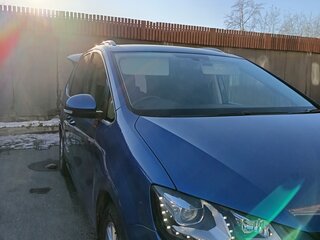 2018 Volkswagen Sharan II Рестайлинг, синий, 2350000 рублей, вид 3