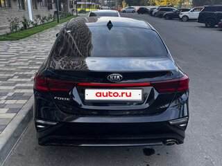 2019 Kia Forte III, чёрный, 1300000 рублей, вид 5