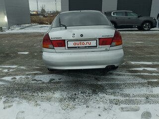 1996 Mitsubishi Carisma I, серебристый, 155000 рублей, вид 4
