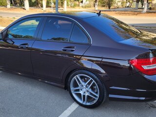2011 Mercedes-Benz C-Класс 180 BlueEFFICIENCY III (W204) Рестайлинг, коричневый, 1400000 рублей, вид 4