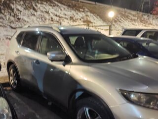 2014 Nissan X-Trail III, серебристый, 1500000 рублей, вид 2