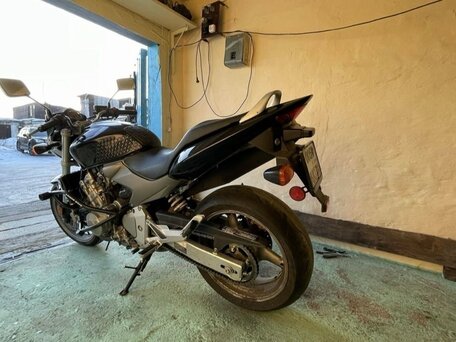 2006 Honda CB 600F Hornet, чёрный, 410000 рублей, вид 4