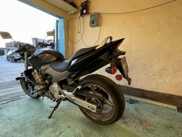 2006 Honda CB 600F Hornet, чёрный, 410000 рублей - вид 3