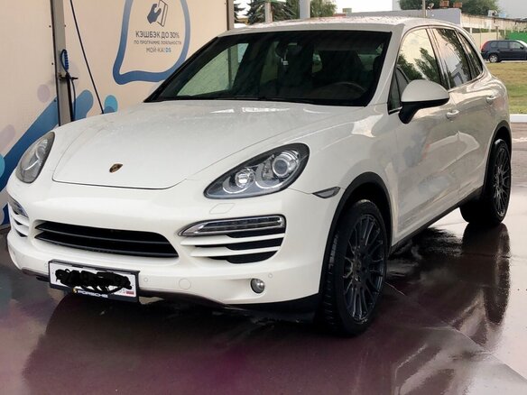 2010 Porsche Cayenne II (958), белый, 2300000 рублей - вид 1
