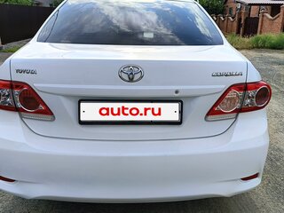 2011 Toyota Corolla X (E140, E150) Рестайлинг, белый, 960000 рублей, вид 3