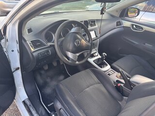 2014 Nissan Sentra VII (B17), белый, 800000 рублей, вид 5