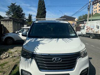 2021 Hyundai H-1 II Рестайлинг 2, белый, 3000000 рублей, вид 2