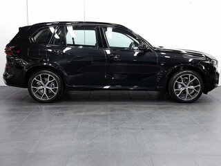 2026 BMW X5 Long 30Li IV (G05/G18) Рестайлинг, чёрный, 10350000 рублей, вид 4