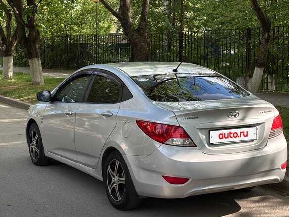 2011 Hyundai Solaris I, серебристый - вид 6