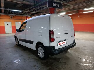 2013 Citroen Berlingo II Рестайлинг, белый, 480000 рублей, вид 4