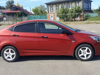 2014 Hyundai Solaris I, красный, 850000 рублей, вид 2