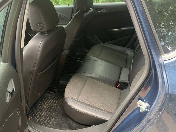 2010 Opel Astra J, синий, 680000 рублей - вид 8