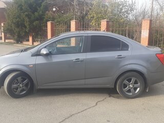 2014 Chevrolet Aveo II, серый, 699990 рублей, вид 3