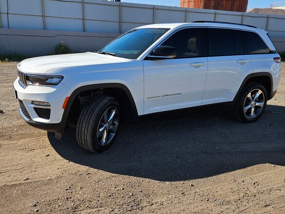 2022 Jeep Grand Cherokee V (WL), белый, 8500000 рублей - вид 4