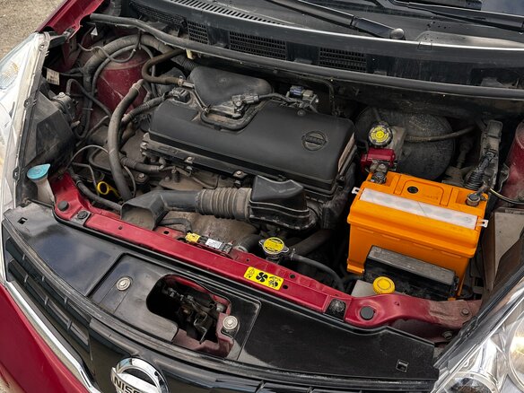 2011 Nissan Note I Рестайлинг, красный - вид 9