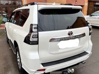 2020 Toyota Land Cruiser Prado 150 Series Рестайлинг 2, белый, 6499000 рублей, вид 1