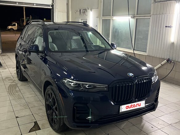 2020 BMW X7 40i I (G07), синий, 7000000 рублей