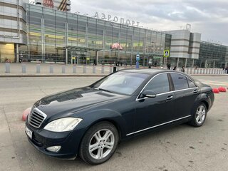 2006 Mercedes-Benz S-Класс 550 V (W221), чёрный, 880000 рублей, вид 3
